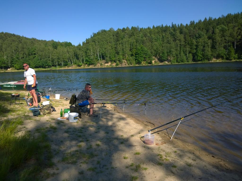 Domki Nad Jeziorem Karlowice Buitenkant foto