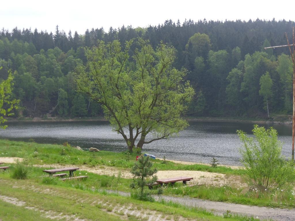 Domki Nad Jeziorem Karlowice Buitenkant foto