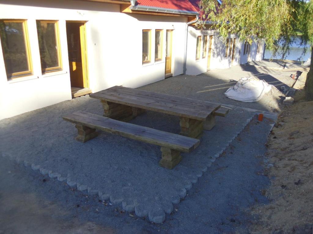 Domki Nad Jeziorem Karlowice Buitenkant foto